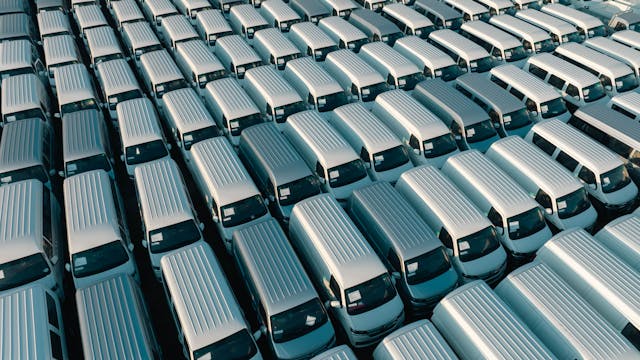 Noleggio furgoni e mezzi per la movimentazione: come scegliere la soluzione più adatta
